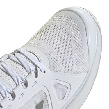 JP7060_6.jpg