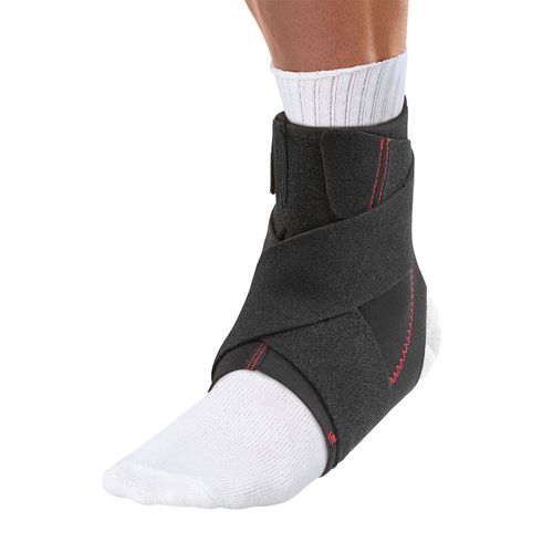 Mueller Adjustable Ankle Support Black 42037 OSFMûApearl size: OSFM
image